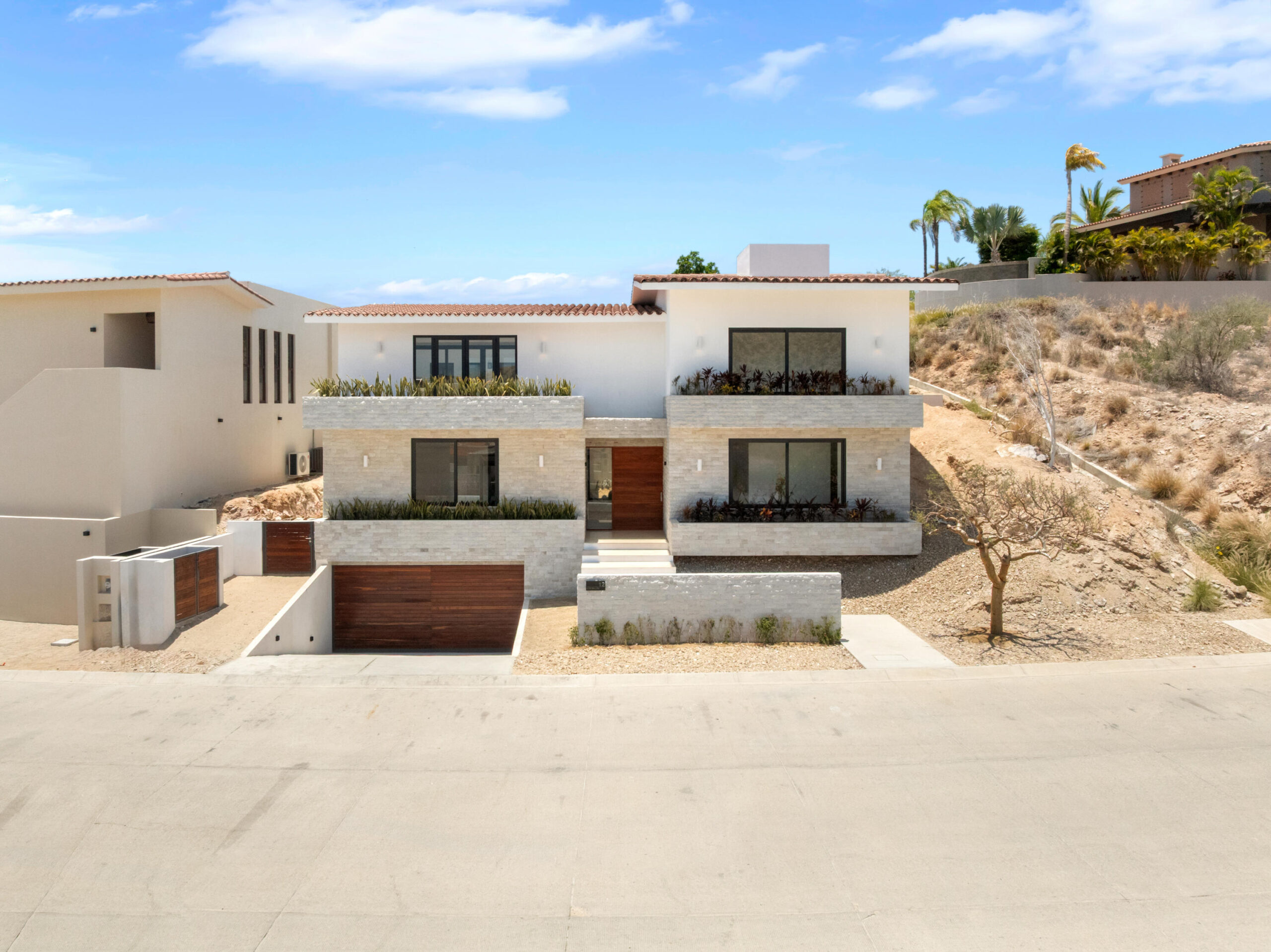 Los Cabos Laguna Hills Casa Piedra Sol is an extraordinary newly completed ocean for sale