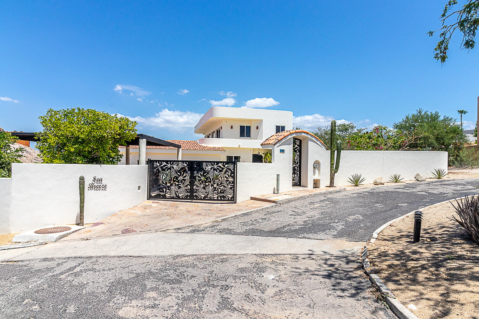 Los Cabos Laguna Hills Casa Piedra Sol is an extraordinary newly completed ocean for sale