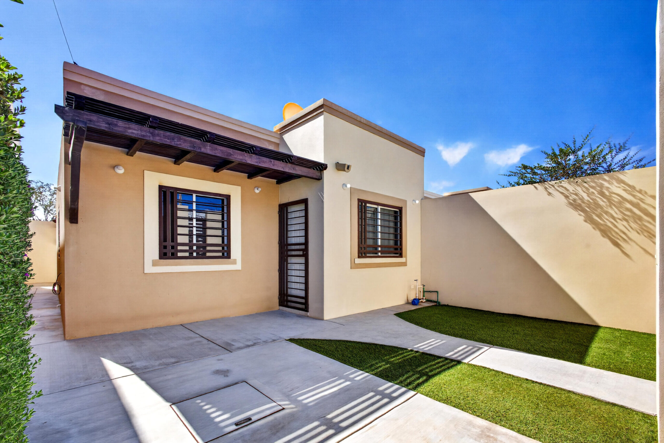 Los Cabos Colinas De San Jose This cozy two-story house is situated in the peaceful area of Colinas Plus in San Jose del Cabo. Upon entering, you'll be greeted by a spacious and bright living room that seamlessly flows into the dining area and kitchen, creating a welcoming atmosphere for family gatherings or socializing with friends. The kitchen is equipped with the essentials for preparing delicious homemade meals.Upstairs, you'll find three comfortable bedrooms, perfect for unwinding after a long day. The master bedroom features its own full bathroom, while the other two bedrooms share an additional bathroom. Additionally, there's a half bath on the ground floor for added convenience. for sale