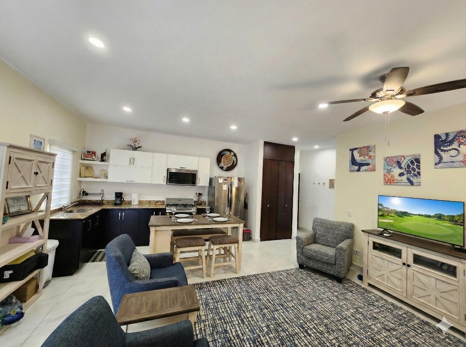 Los Cabos Mirador This modern apartment for sale in Mirador San José del Cabo offers sleek contemporary style. It features 3 spacious, bright bedrooms, ideal for families or investors. Large windows provide stunning ocean for sale