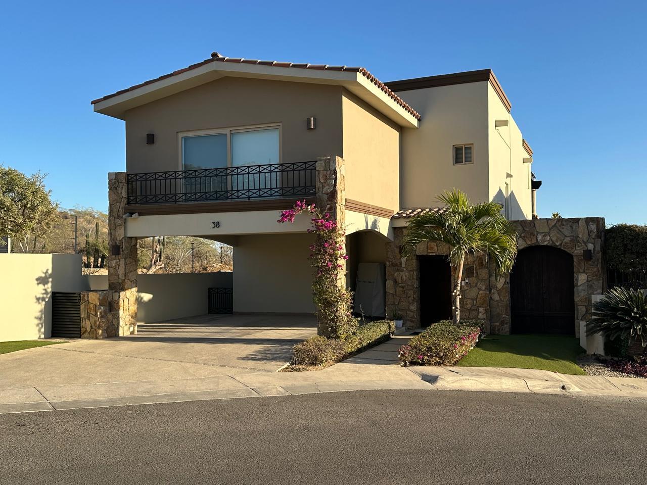 38 Calle Santa Lucia, Cabo Corridor, BS