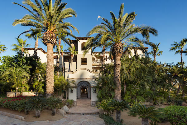 Los Cabos Cabo Costa POOL INCLUDED! This stunning 2-bedroom condo with huge deck is located on the first level in the Balandra Tower of Cabo Costa . Cabo Costa is the newest community that blends its arquitectural designs with nature. This unit has been meticulously designed and comprises two end-suite bedrooms. The property interior is designed in neutral tones to create a modern, welcoming and luxurious home yet retaining its original features. Amenities such as a Club House, Infinity pool, Gym, sundeck, Kids area, Jacuzzi, Wetbar, Snackbar & Massage area. for sale