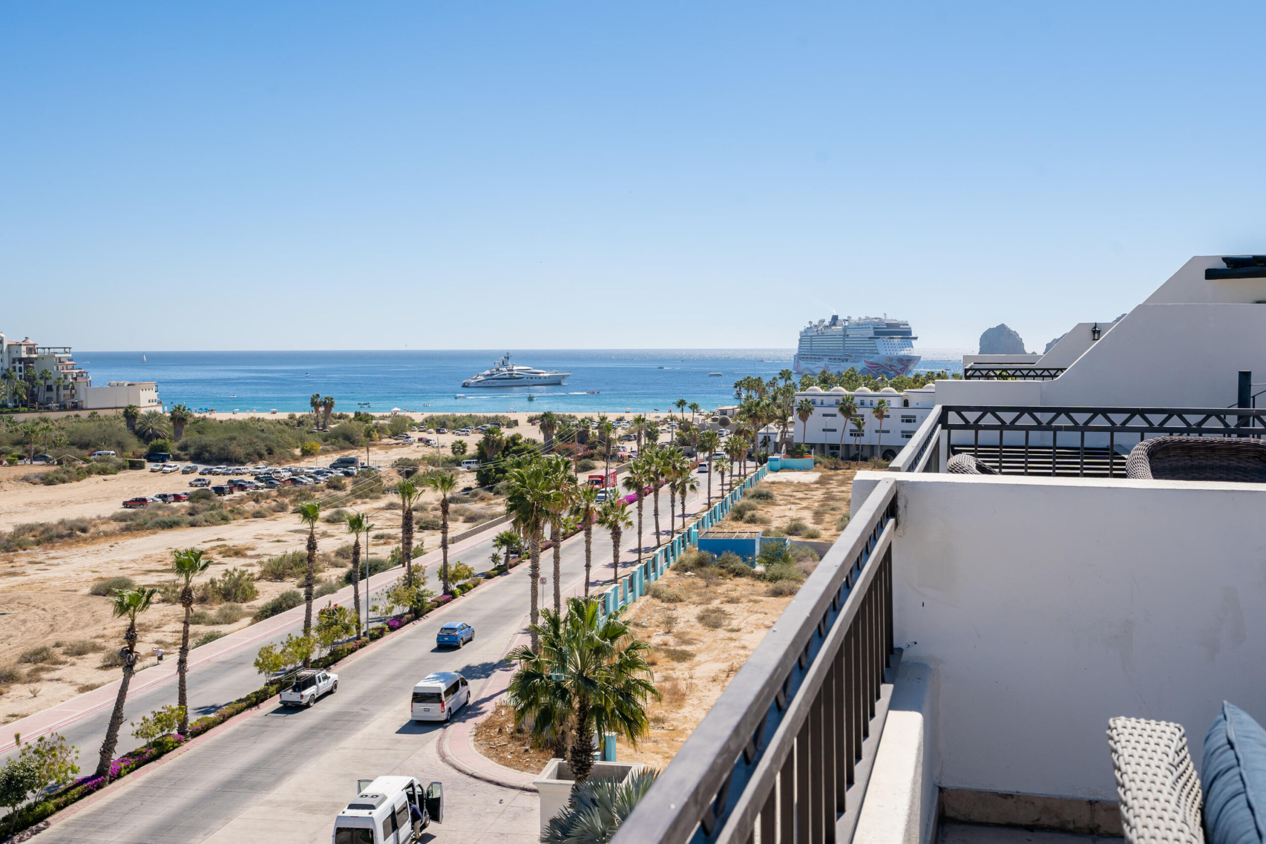 Los Cabos Cascadas Experience coastal sophistication in this exceptional 4-bedroom, 3-bath residence within the hillside exclusive community of Pedregal, Cabo San Lucas. Overlooking the marina, this luxurious retreat offers mesmerizing for sale