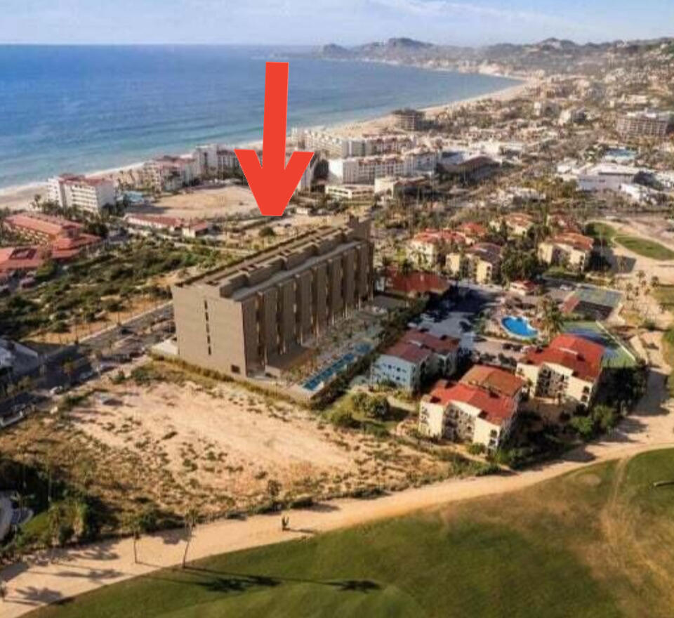 Los Cabos Fracc Lomas Del Cabo Discover this amazing sale opportunity in the Sunset area! Beautiful apartment with 2 bedrooms, 2 bathrooms, a rooftop with a pool and barbecue area. Enjoy privacy and security with controlled access gate for your peace of mind. It includes a storage room of 5.03 m² and one parking space of 15.82 m². for sale