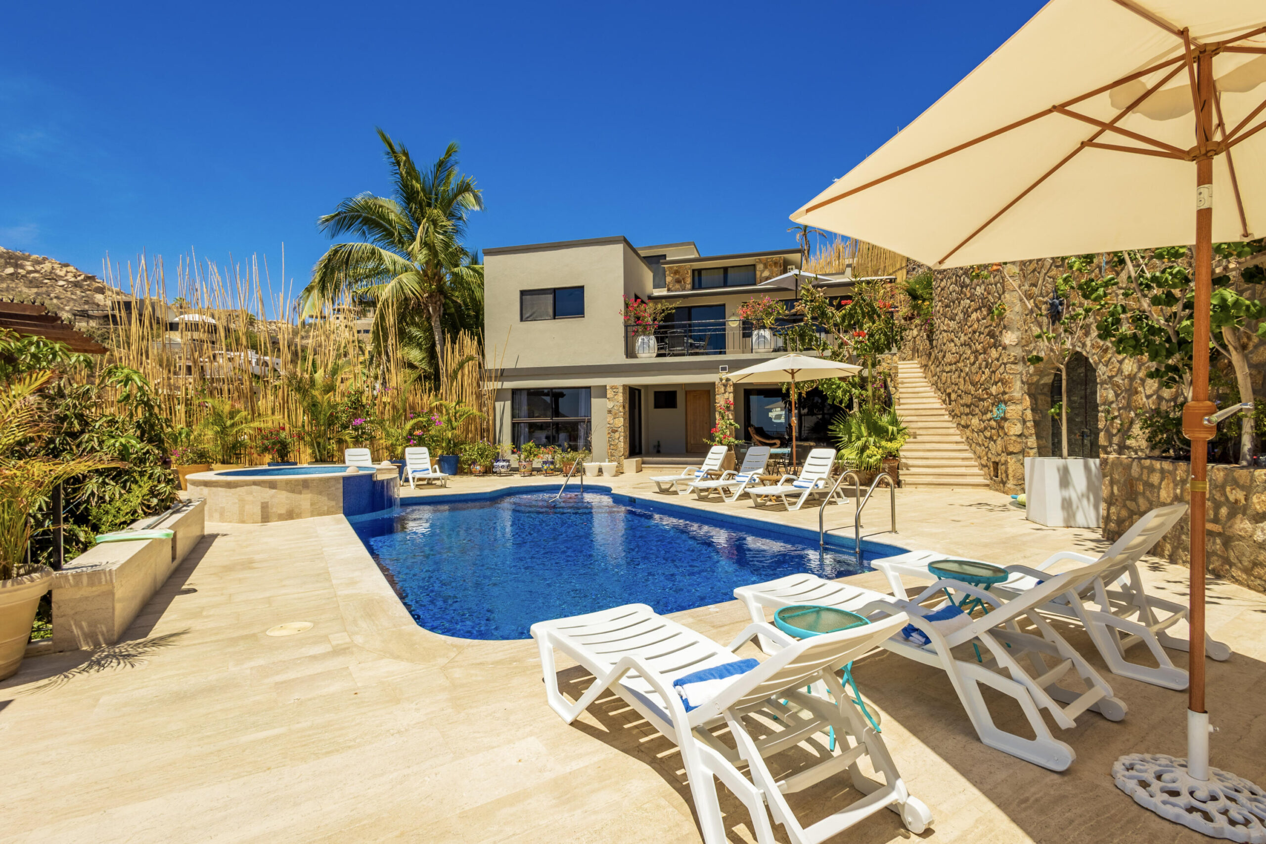 Los Cabos Pedregal Csl Casa Toro is located in one of Cabo's most desirable developments. The main house has 4 bedrooms, 4 baths, open living room, lounge area and large kitchen with amazing marina and Sea of Cortez for sale
