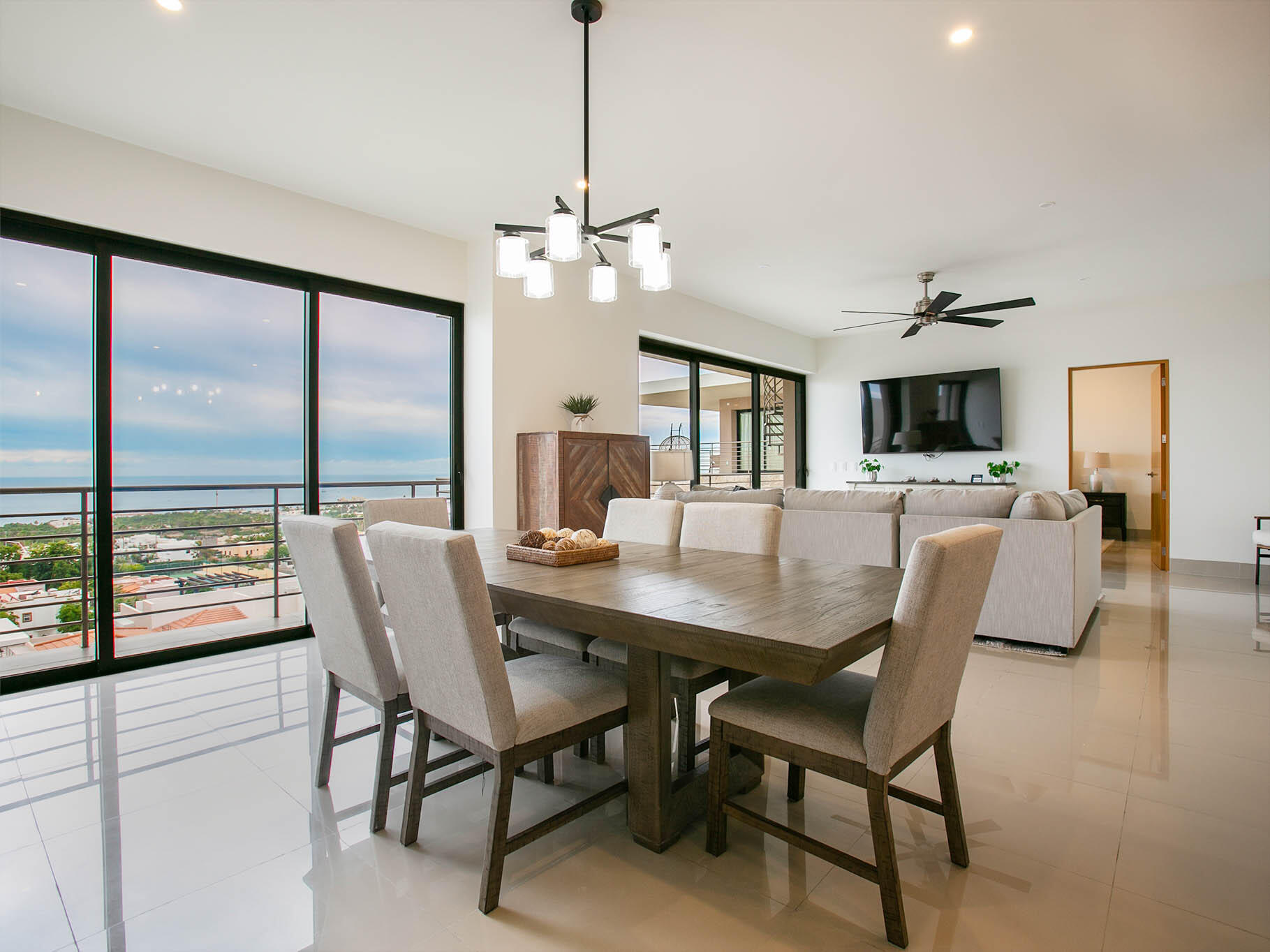 Los Cabos Castellana Residencial Precio en PESOS .- for sale