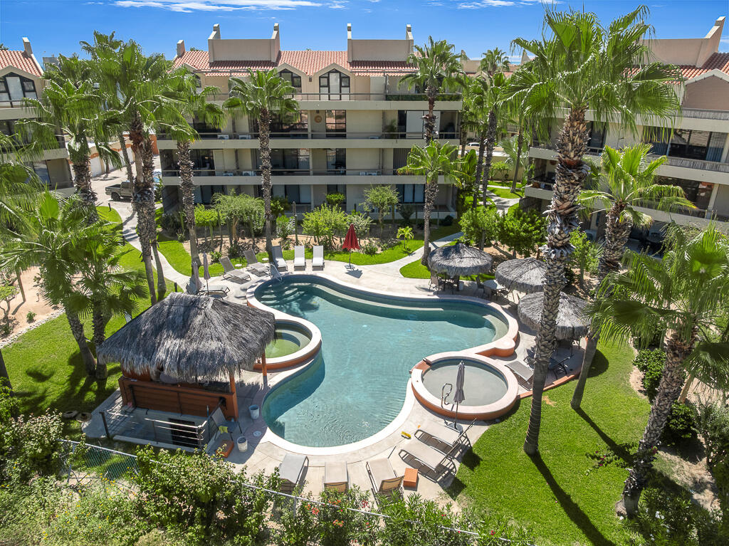 Los Cabos Solaria Experience one of the most desirable ground-floor units in Solaria, one of El Tezal's premier developments.Unit D103 offers a rare combination of an ocean for sale