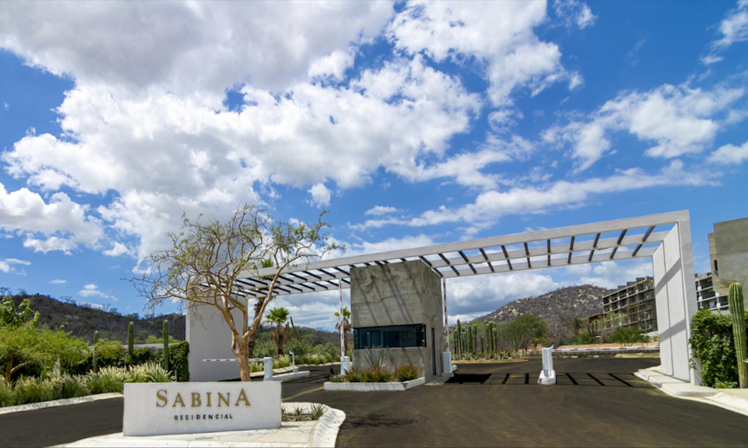 Los Cabos Laguna Vista Best location in town! Walk to lovely downtown and to the beach. 1 Bed 1 bath Ground floor unit with great pool for sale