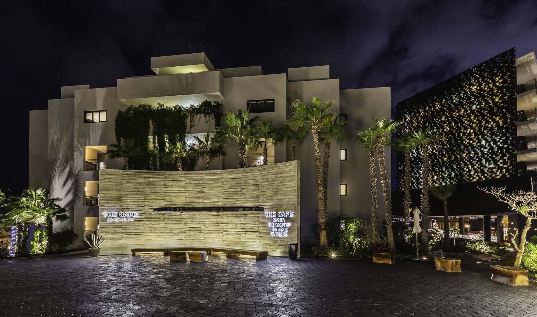 Los Cabos Cian Welcome to luxury living at its finest in this stunning Cabo San Lucas condo by Grupo Quadro. With panoramic for sale