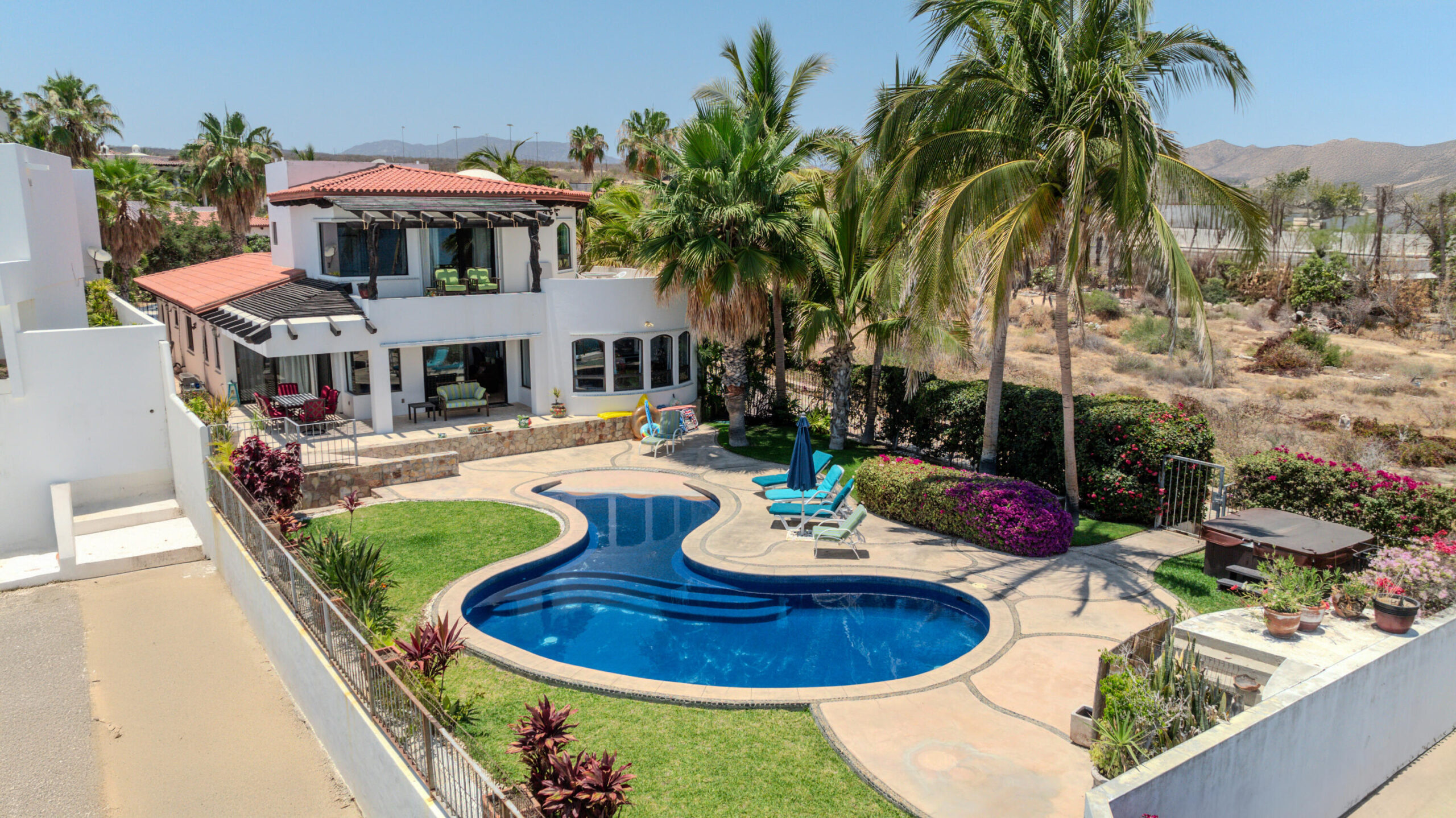 Los Cabos Laguna Hills Casa Piedra Sol is an extraordinary newly completed ocean for sale