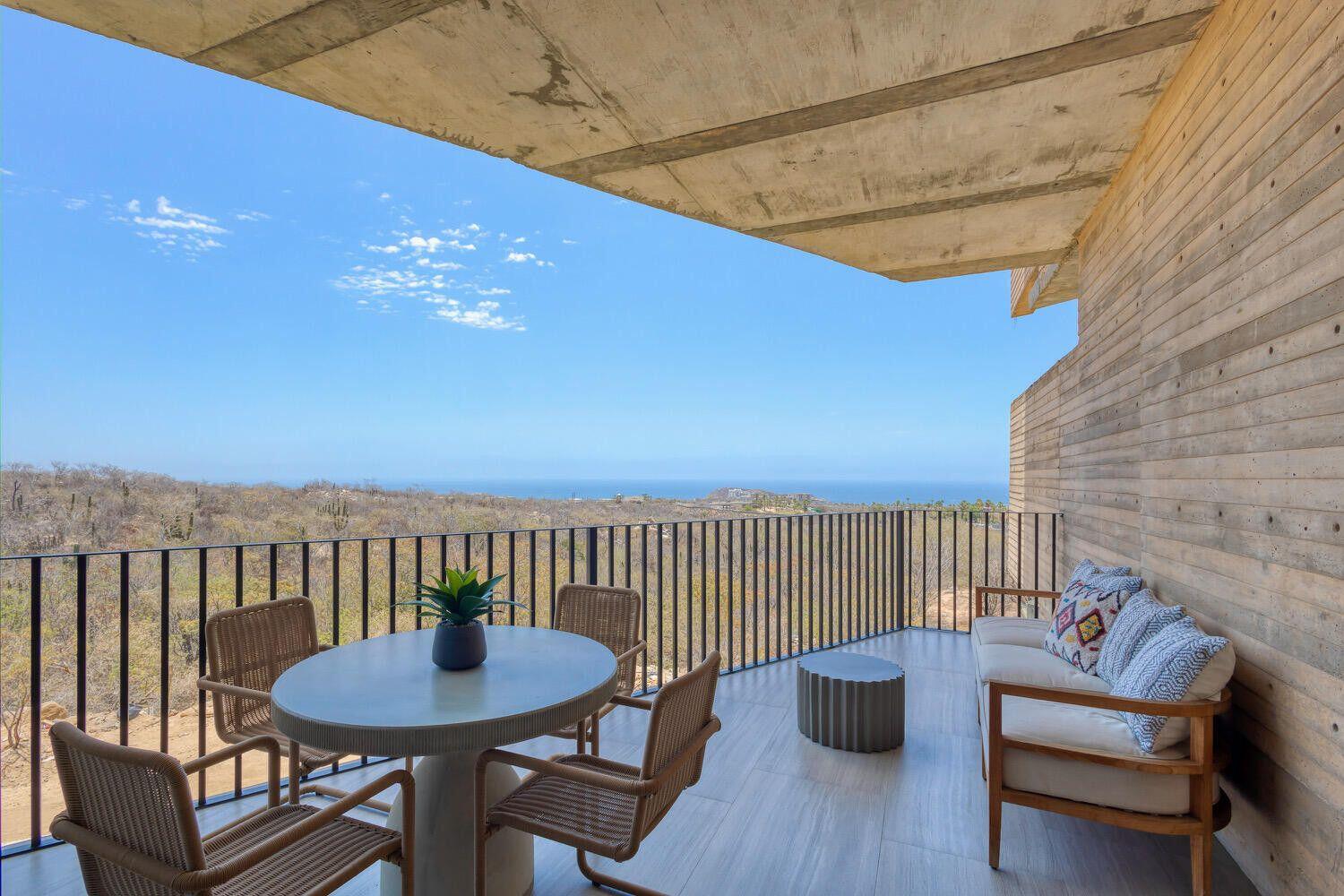 Los Cabos Laguna Vista Best location in town! Walk to lovely downtown and to the beach. 1 Bed 1 bath Ground floor unit with great pool for sale