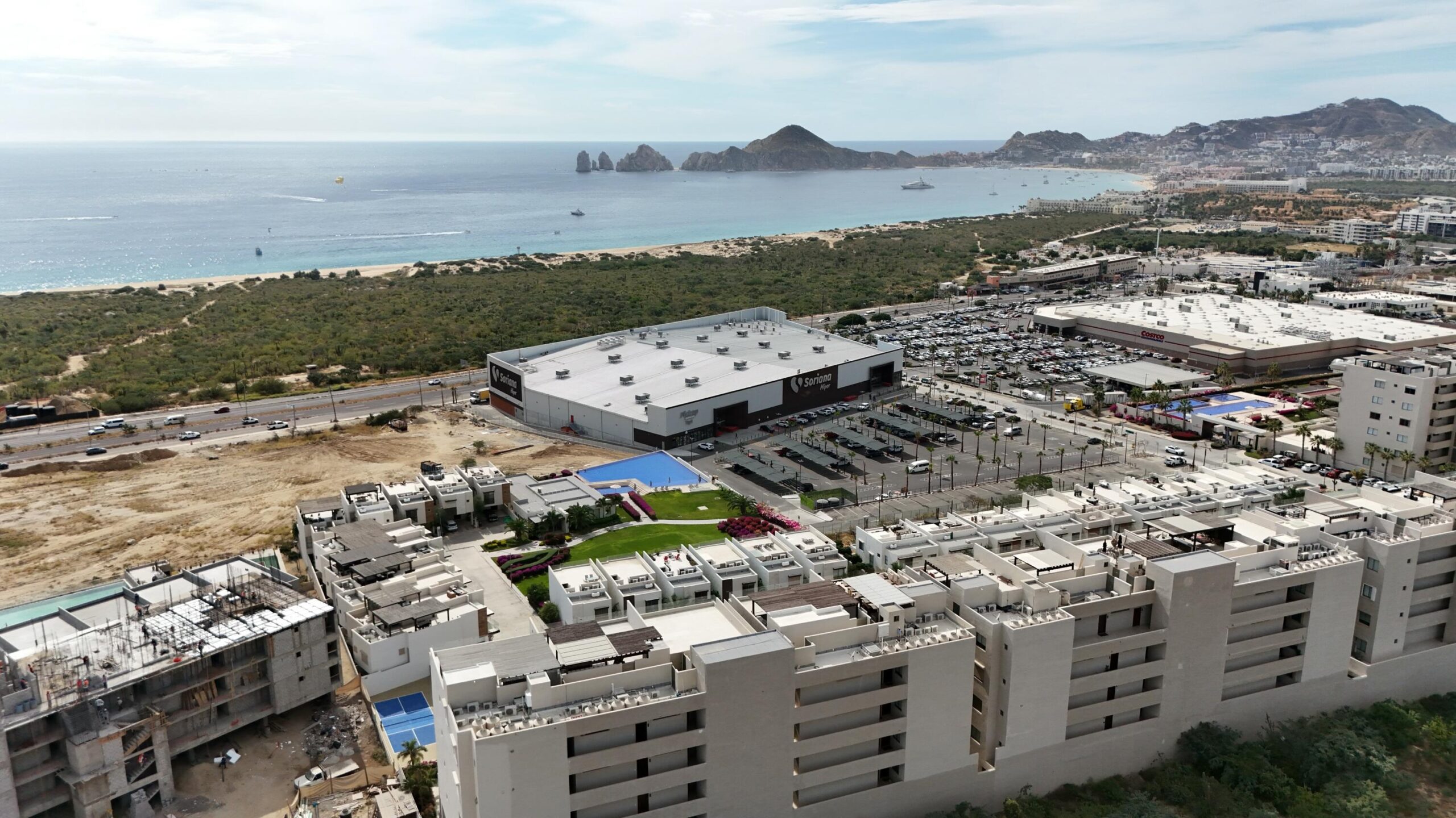 Los Cabos Cora Situated in the heart of San José del Cabo, this property is close to the beach, shopping, and the vibrant downtown area, where art galleries, restaurants, and cultural attractions are plentiful. Whether you're looking for a primary residence, vacation home, or investment property, this condo offers the perfect blend of luxury and convenience, all set in a peaceful, ocean- for sale